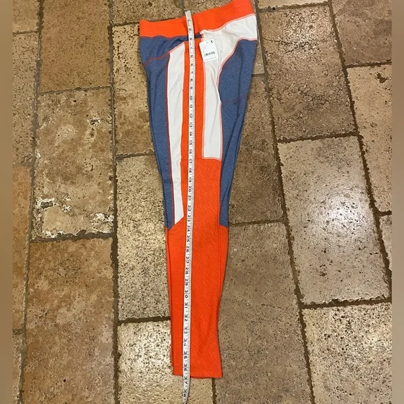 Free People FP Movement Undercover soft Leggings Blueberry Combo L NWT perfect - Picture 11 of 13